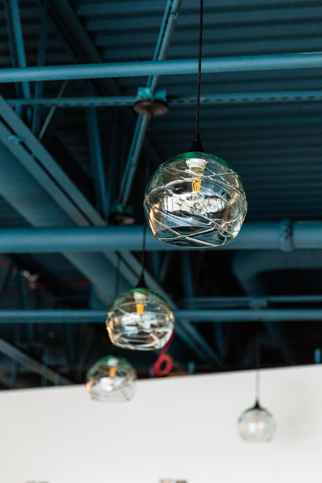Your Guide to Strategically Lighting a Restaurant