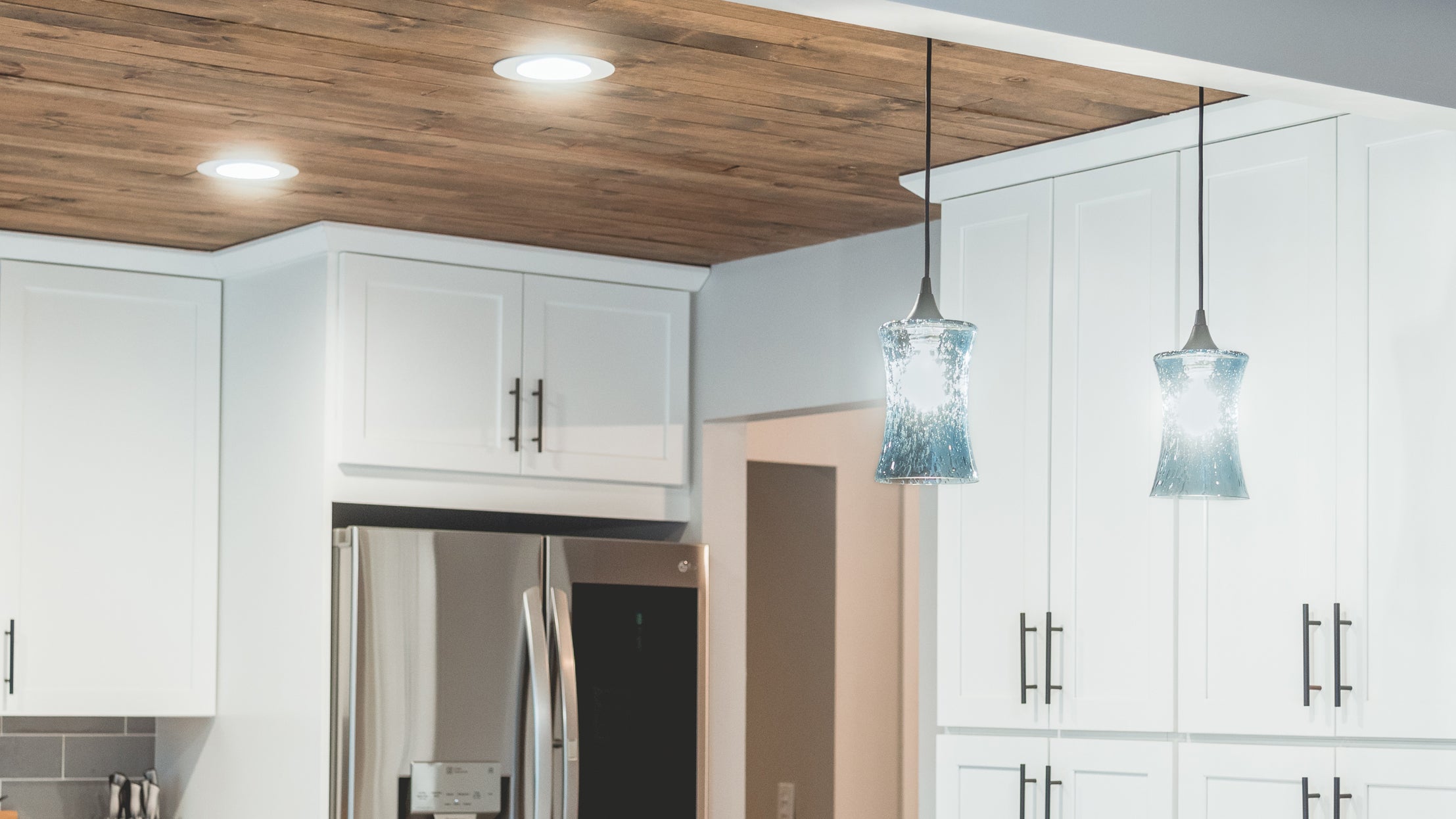 800 Series | Hand-Blown Hourglass Light Fixtures