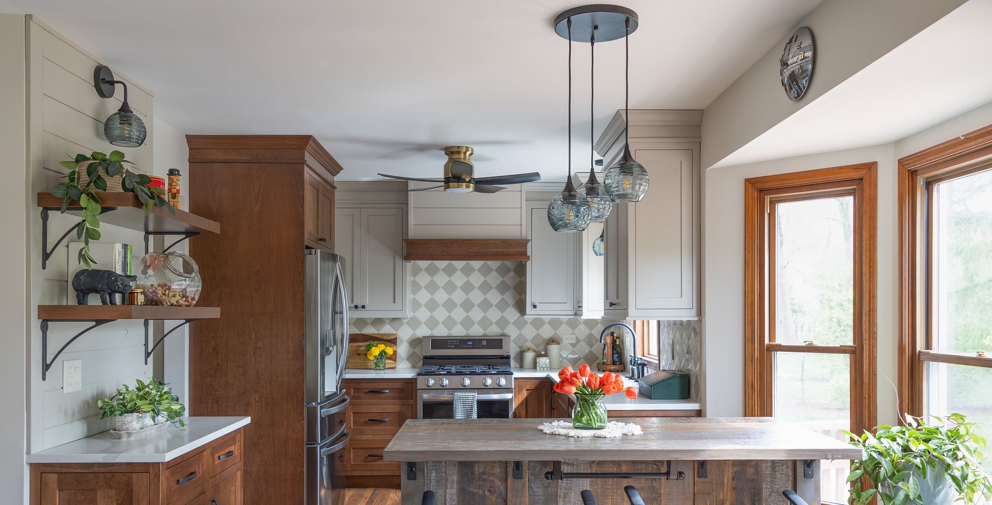 Kitchen with pendant lighting